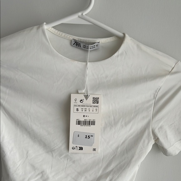 White Crop Top - Picture 2 of 3